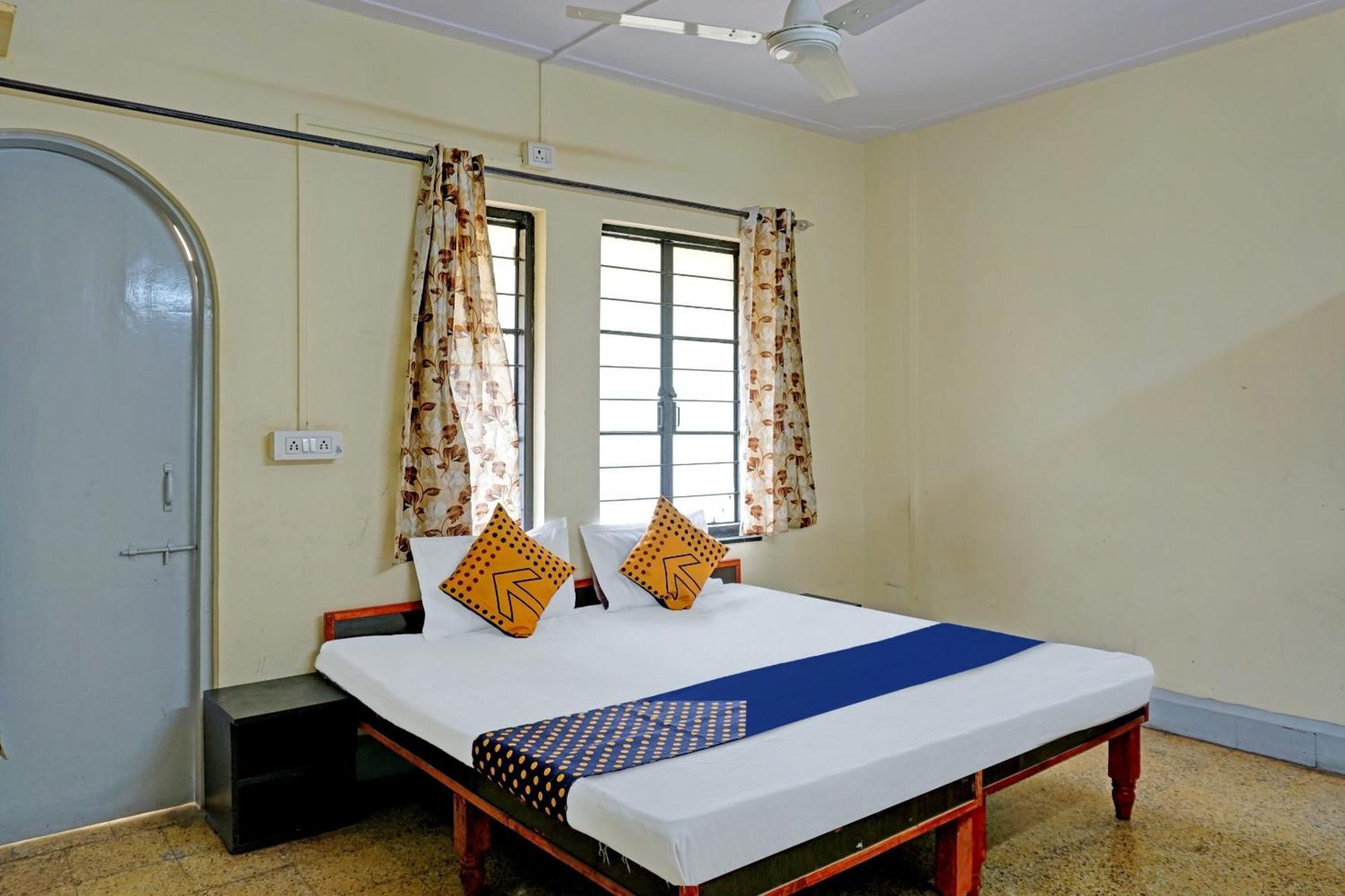 Spot On Hotel Prakash Residency, Near Hanuman Gym Ajmera Colony, Pimpri Eksteriør billede