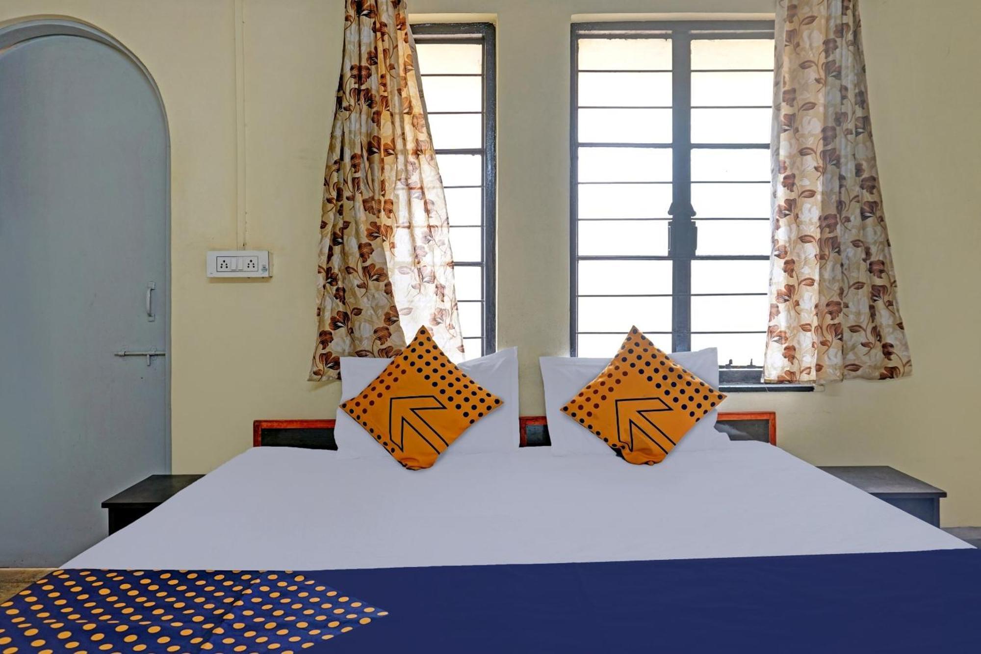 Spot On Hotel Prakash Residency, Near Hanuman Gym Ajmera Colony, Pimpri Eksteriør billede
