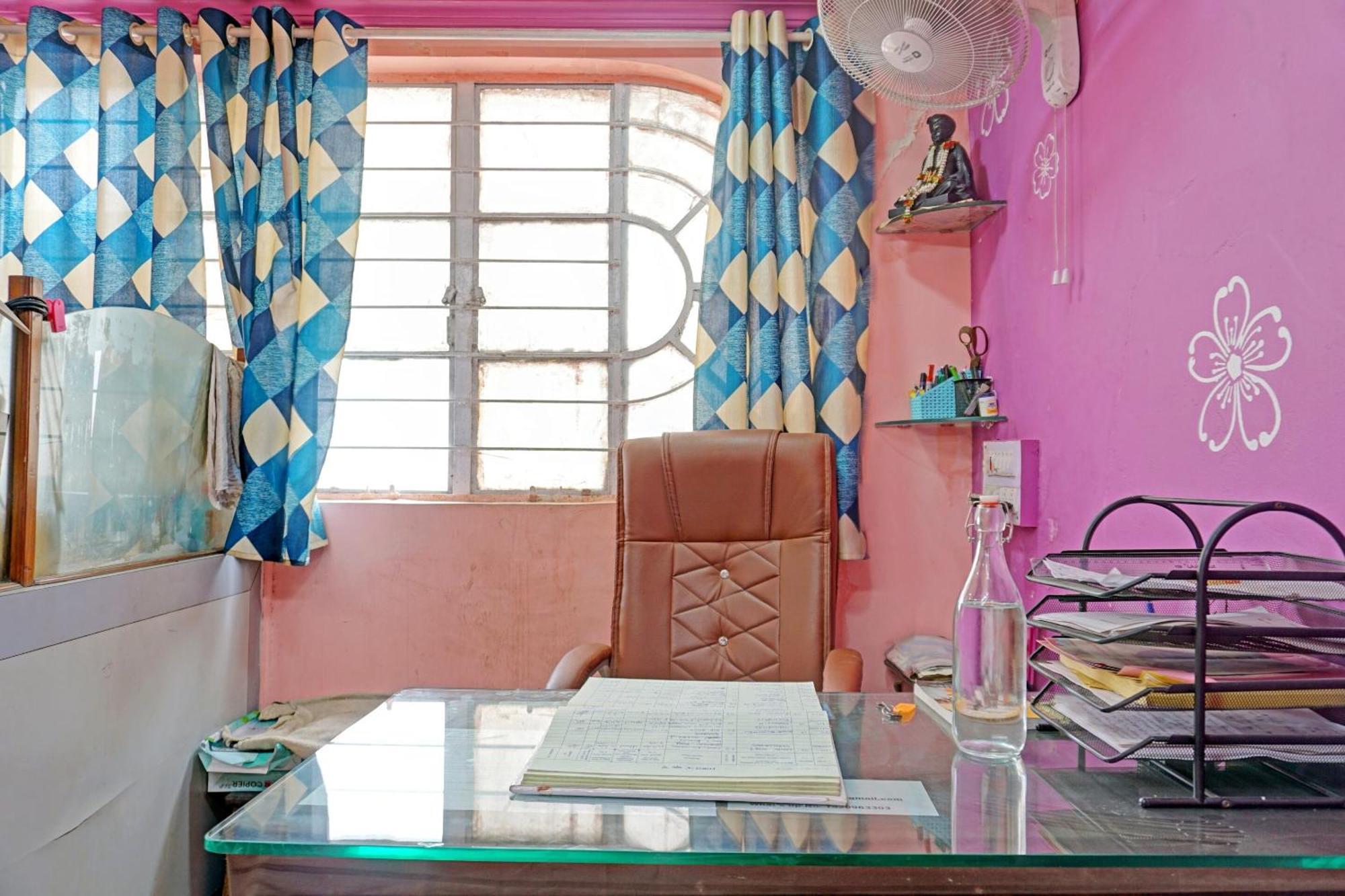 Spot On Hotel Prakash Residency, Near Hanuman Gym Ajmera Colony, Pimpri Eksteriør billede