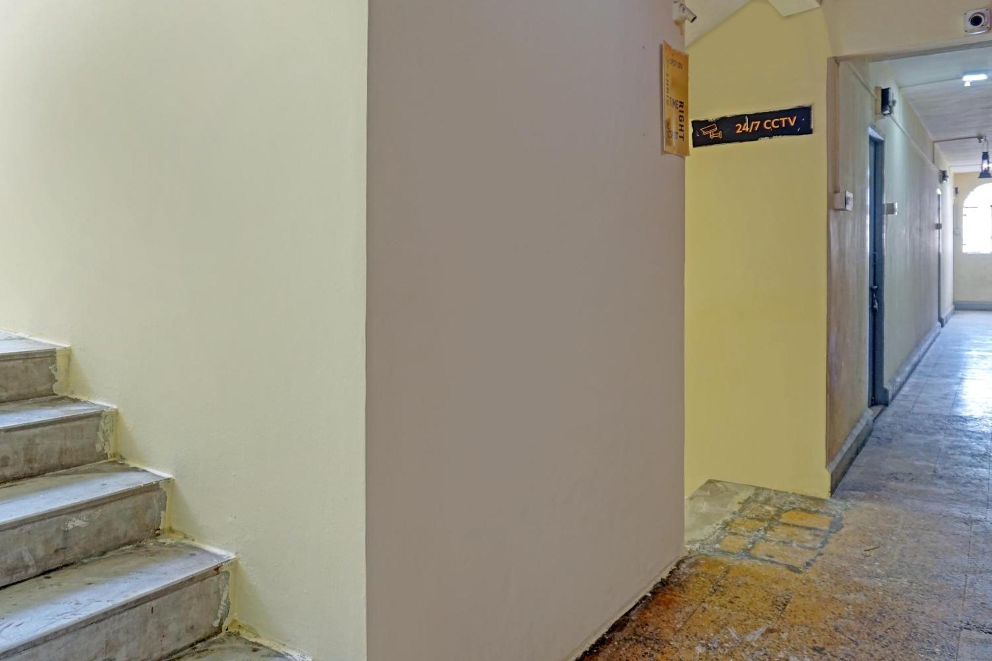 Spot On Hotel Prakash Residency, Near Hanuman Gym Ajmera Colony, Pimpri Eksteriør billede