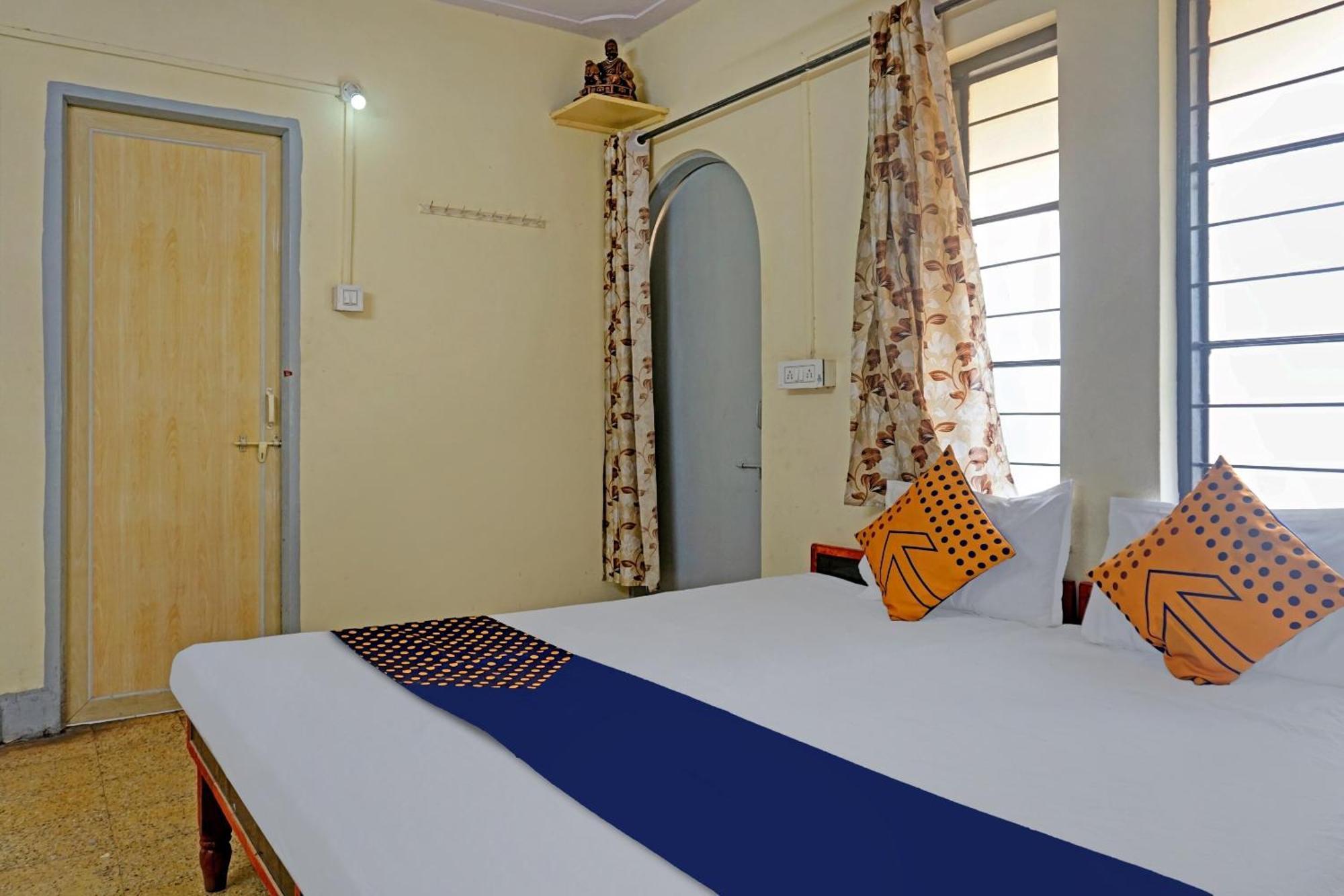 Spot On Hotel Prakash Residency, Near Hanuman Gym Ajmera Colony, Pimpri Eksteriør billede